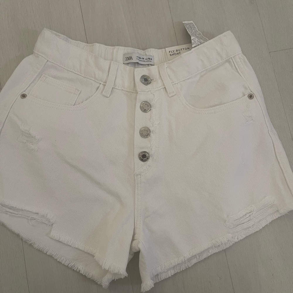 Zara Kids White Fly Button Short